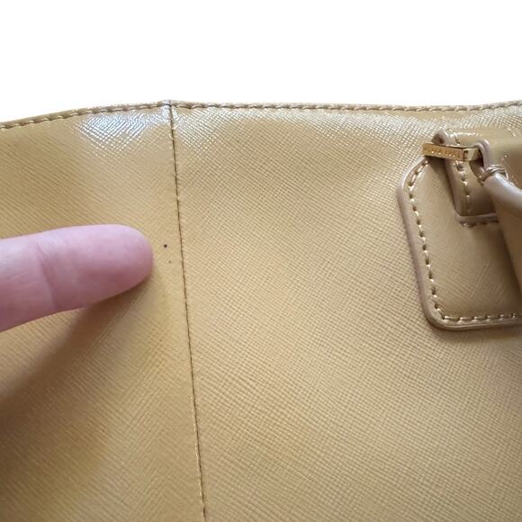 Tory Burch Robinson East West Tote Bag Tan Beige Camel Leather Large EUC - Picture 9 of 14